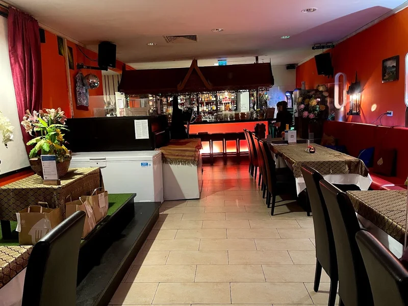 Ratchada Thai Restaurant & Bar