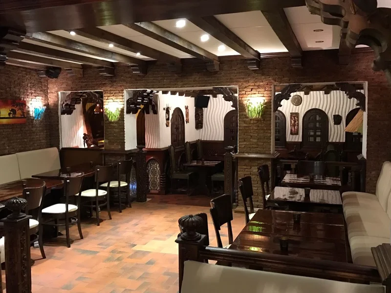 Mommona African Restaurant