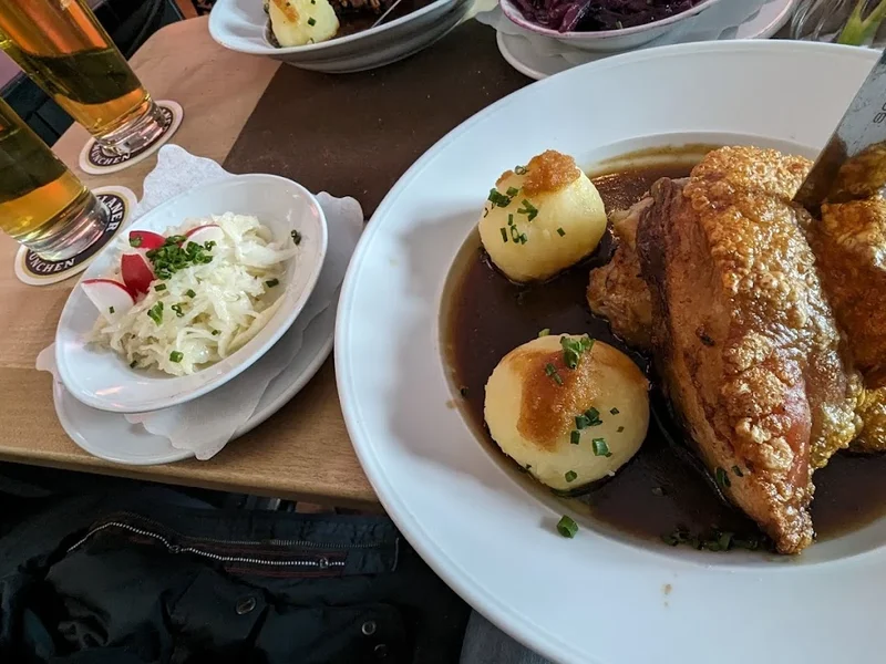 Wirtshaus Zur Brez´n