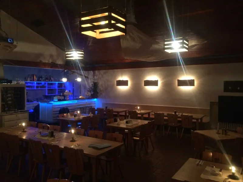 Taverna Pyrsos