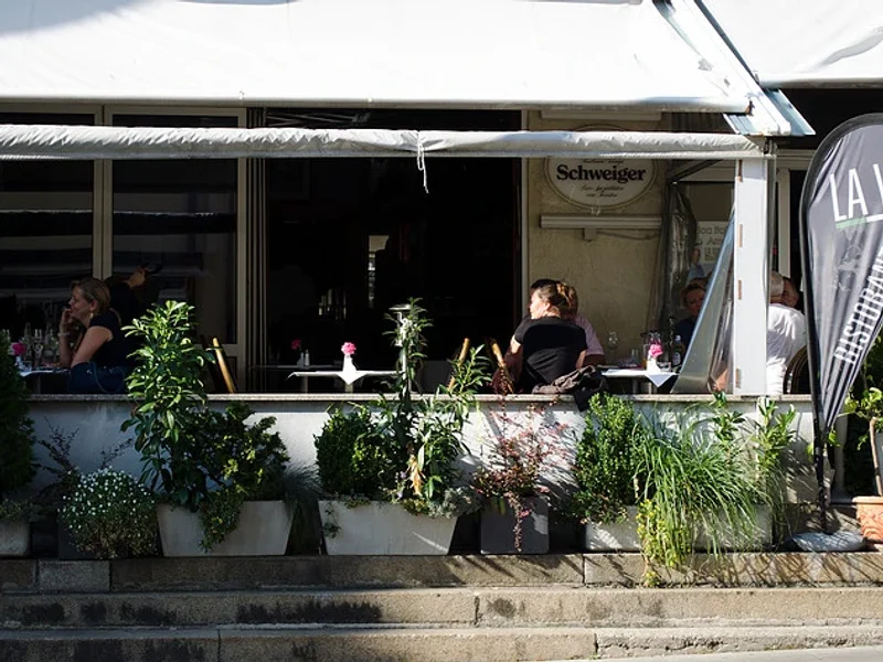 Ristorante La Via | Pizzeria Pasing