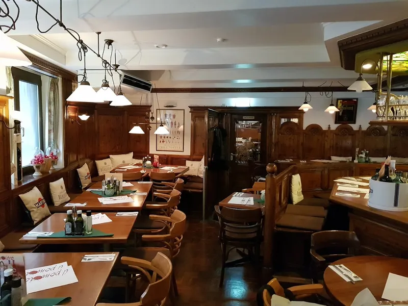 Il Pomodoro Wilhelmsplatz S-Mitte