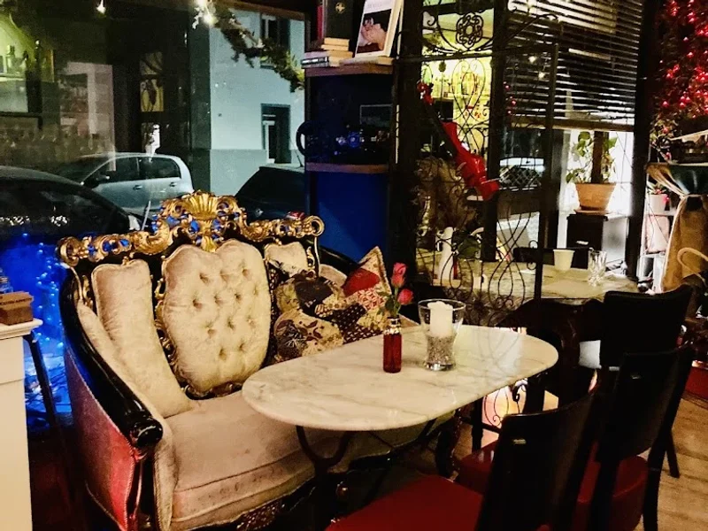 Piano Restaurant & Cocktail Bar "LYSDORSS"