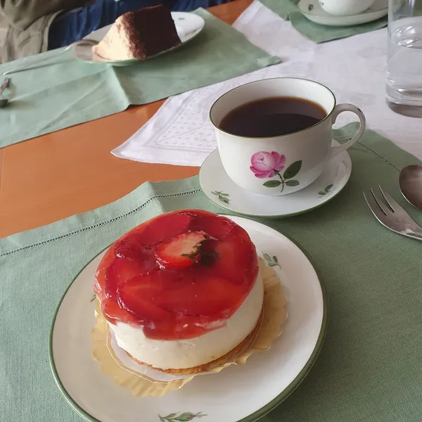 Konditorei-Café-Bäckerei W. Schmid
