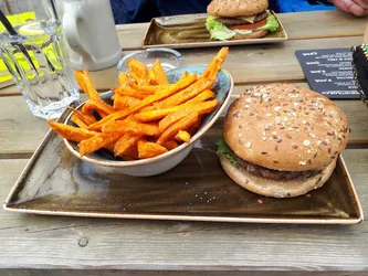 Liste 18 spots für fried chicken in Bogenhausen München