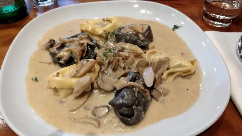 Trattoria La Castagnas - Italienisches Restaurant in Düsseldorf