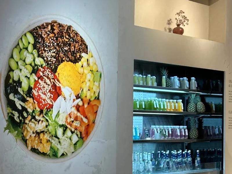 LALA Health Bar & Cafe