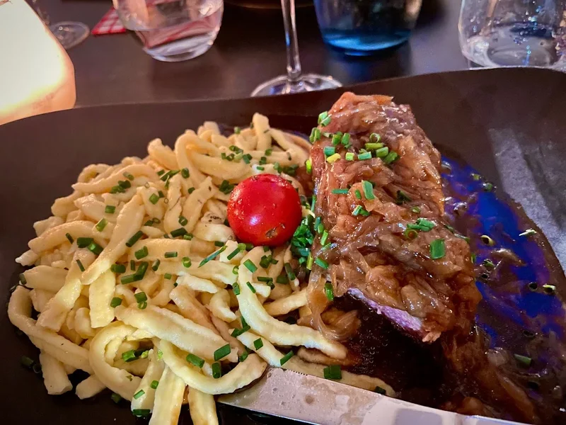 Der Rote Hirsch