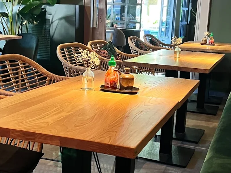 Ginya Veganes Restaurant