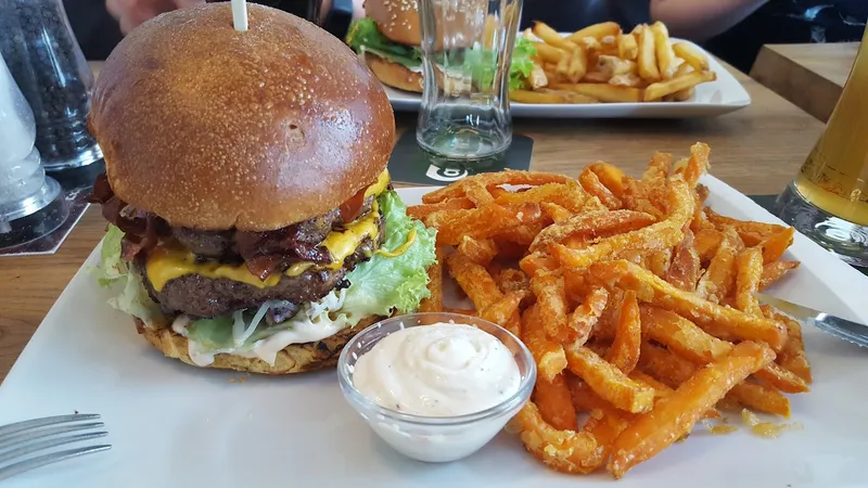 Bobby's Burger