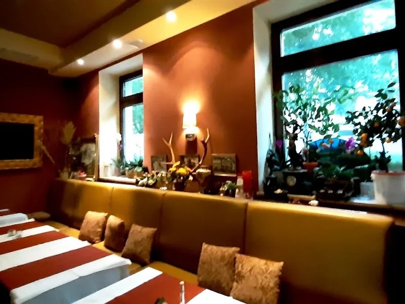 Bonjour Vietnam Restaurant