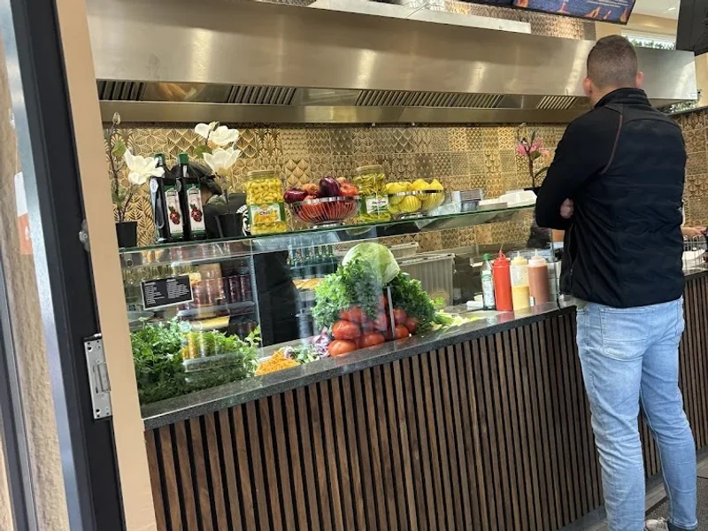 YUSUF USTA Tantuni Köfte