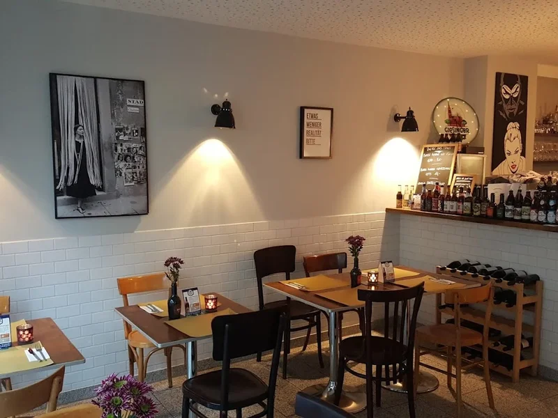Ambar Bistro