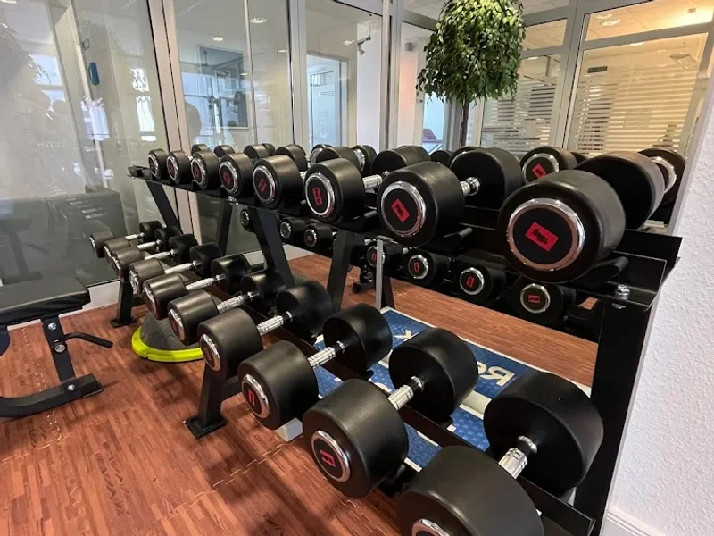 KATHRIN VON WEIHE Bahrenfelder Straße 138 2.OG- Praxis für Physiotherapie & Prävention