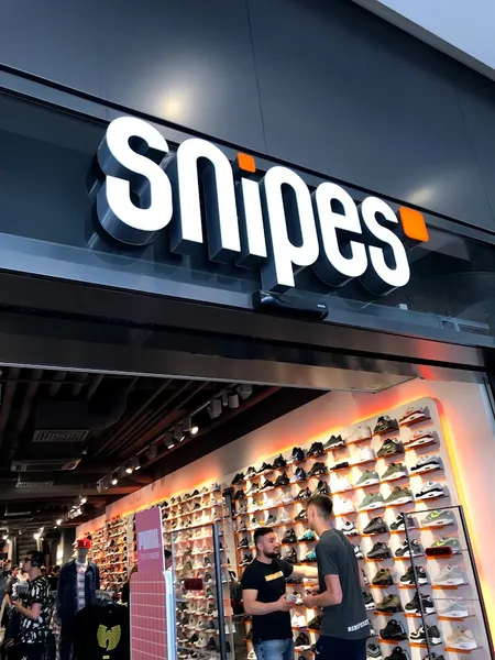 SNIPES