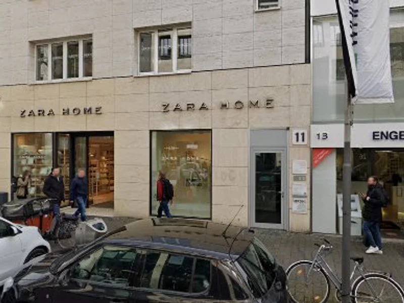 Herr Dr. med. Axel Bergen