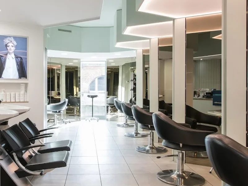 Anh Mahler Frisuren l Friseur Stuttgart Untertürkheim