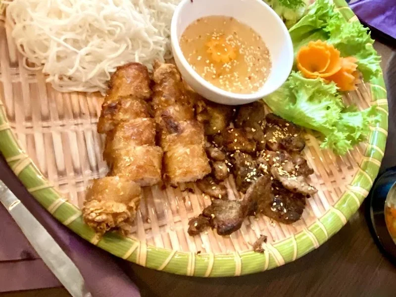 Chumumi - Vietnam Indochina Cuisine
