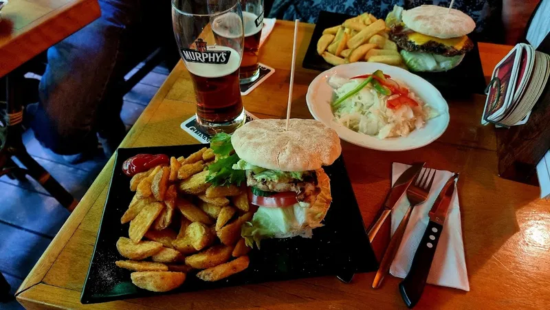 McCormacks Irish Pub & Lounge