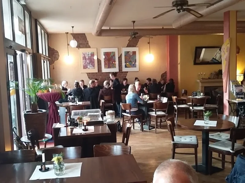 Lulu Lottenstein Restaurant & Bar