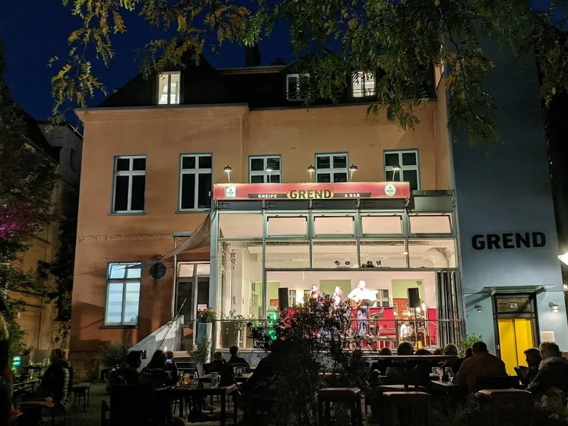 Grend: Kneipe Und Bar