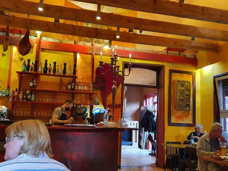 El Chileno Restaurant