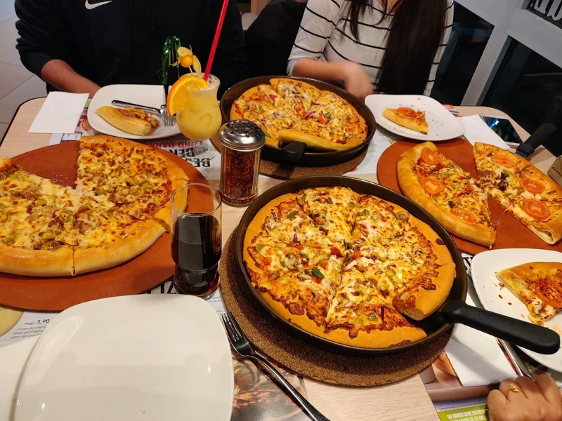 Pizza Hut Restaurant Dresden