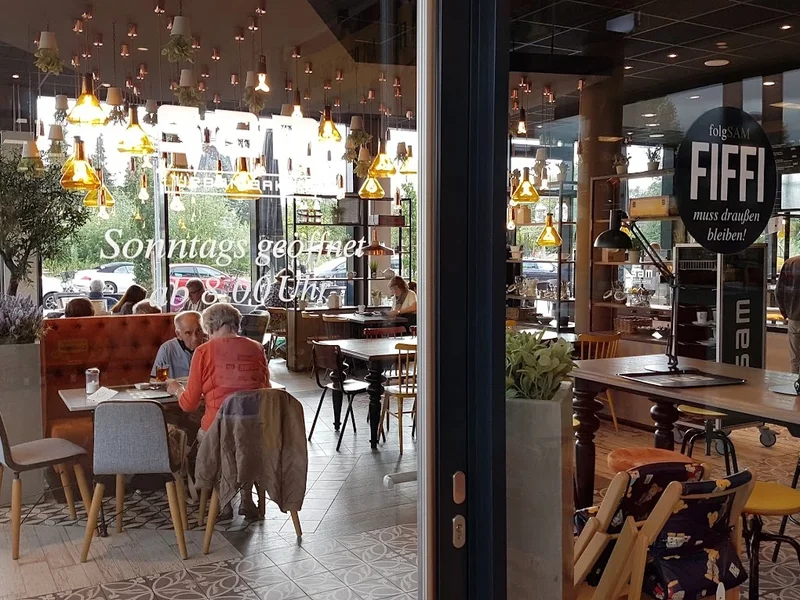 sam urban baker - Horn