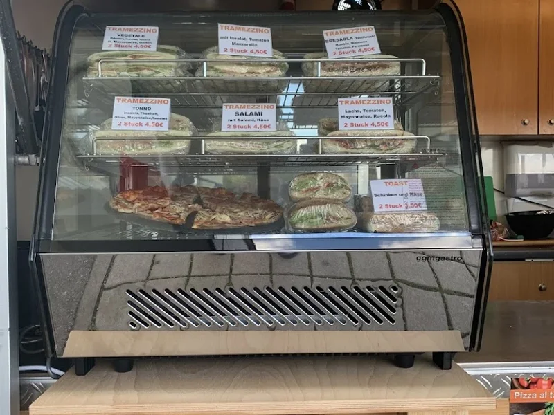 Edeka Imbiss Pizzeria