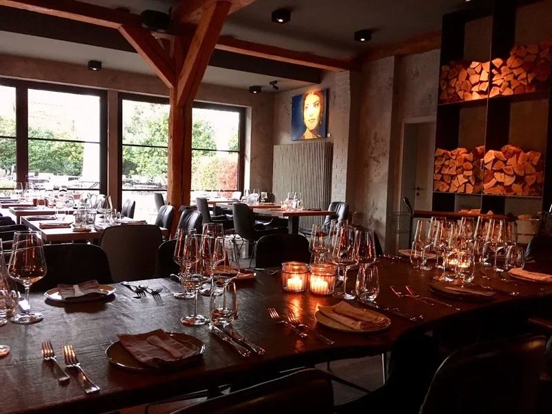 HYGGE Brasserie & Bar