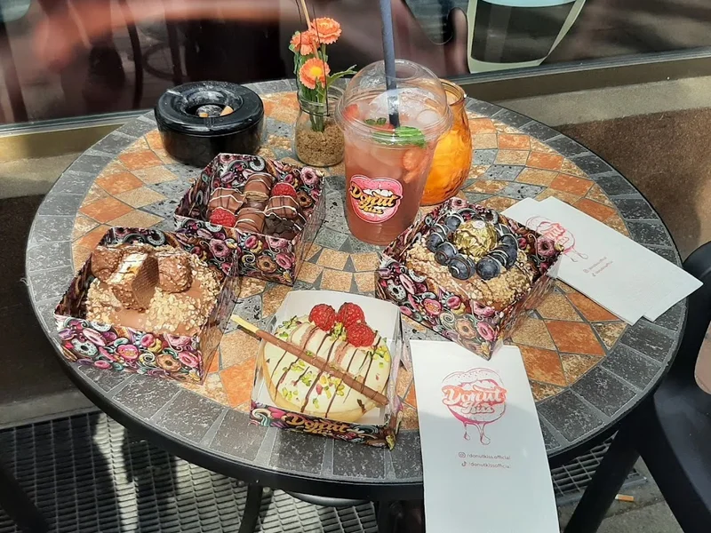 Kiss Café - Breakfast & Lunch