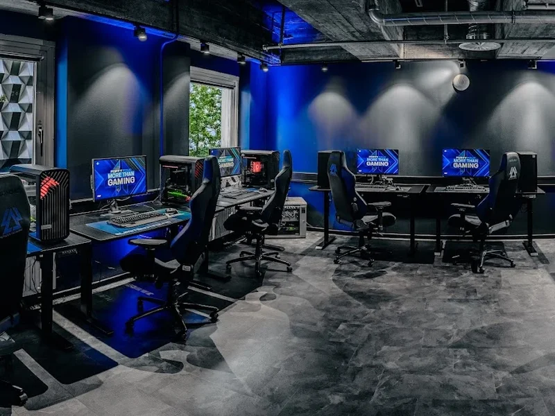FORTY FOUR | Bootcamp