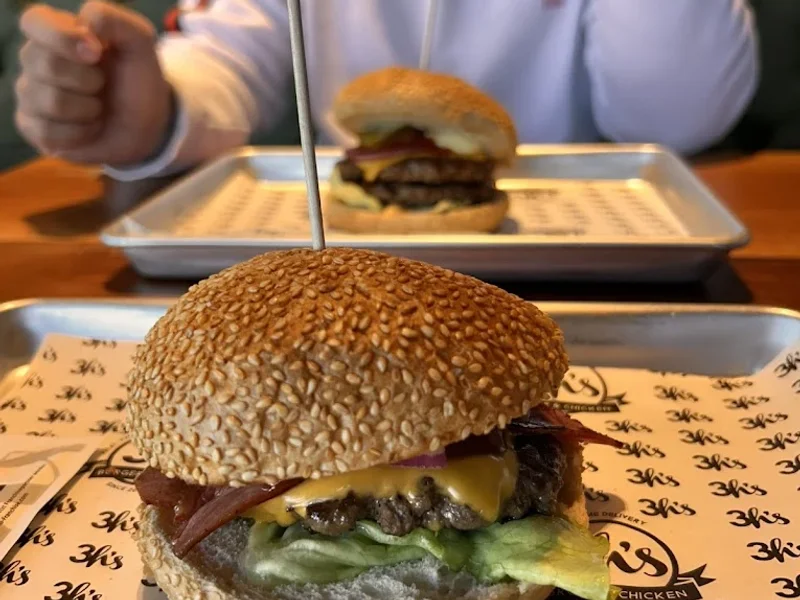 3h's burger & chicken Essen