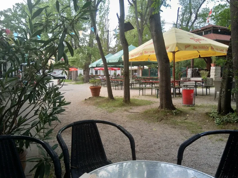 Hummelsteiner Park Biergarten