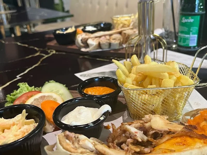 Grand Flavor Restaurant-مطعم غراند