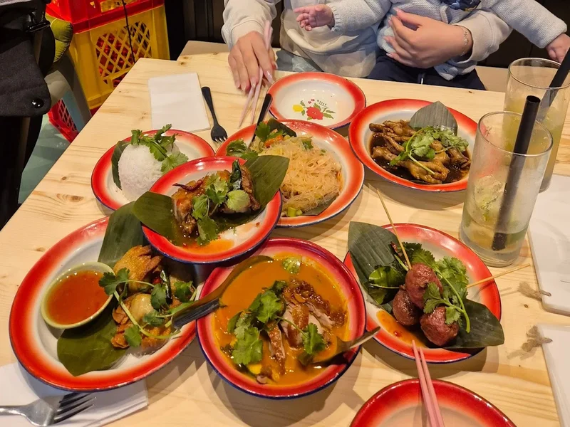 KINLIN - INDOCHINE THAI LAO STREET FOOD