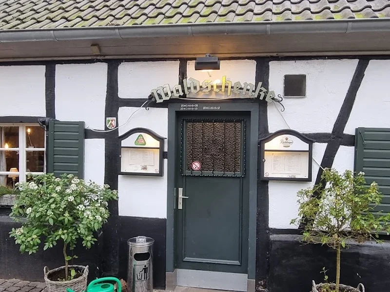 Restaurant Waldschenke mit Biergarten