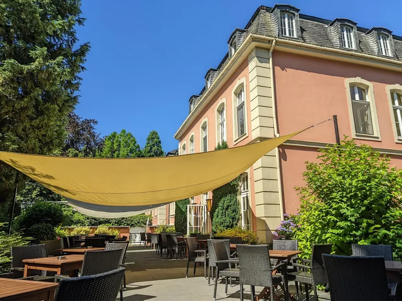 Schloss Wickrath Restaurant / Hochzeitslocation