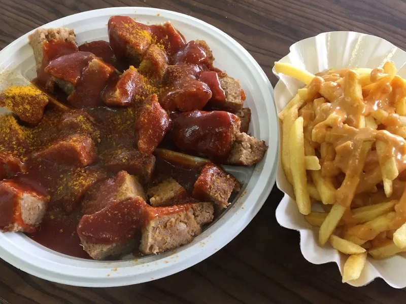 Klausi's Grill / Currywurst