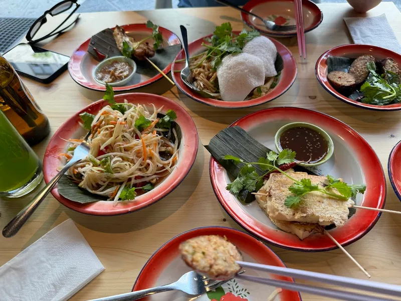 KINLIN - INDOCHINE THAI LAO STREET FOOD