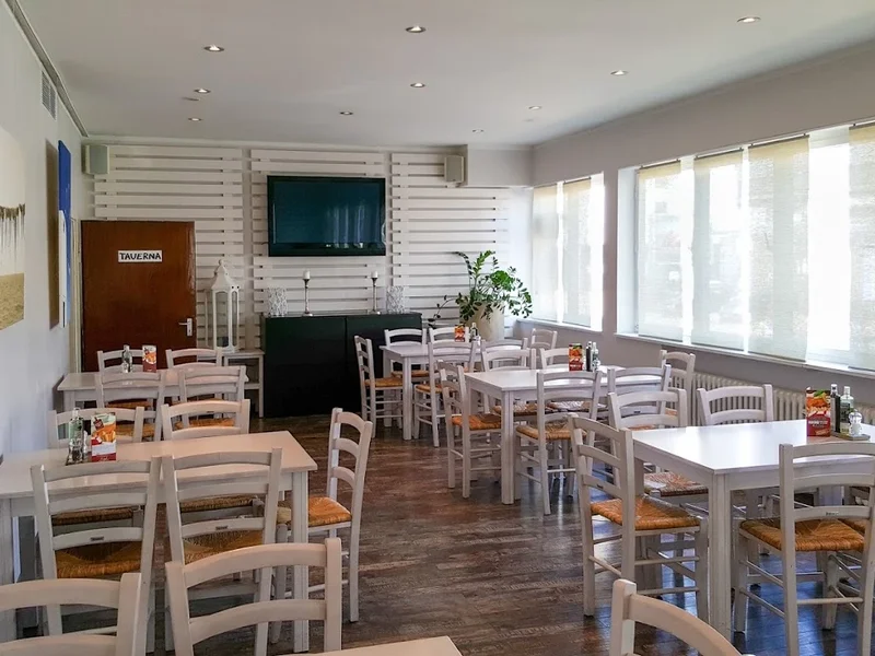 stogi - Restaurant & Taverna