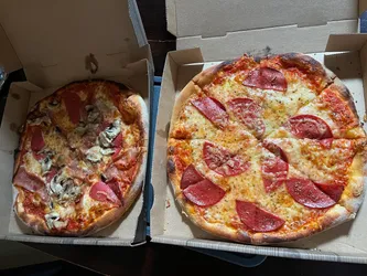 Liste 5 pizzerien in Buchheim Köln⁠