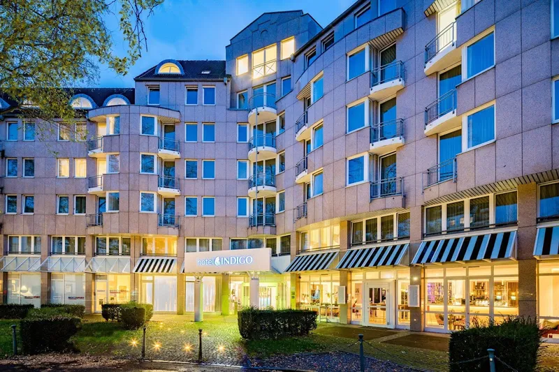 Hotel Indigo Dusseldorf - Victoriaplatz, an IHG Hotel