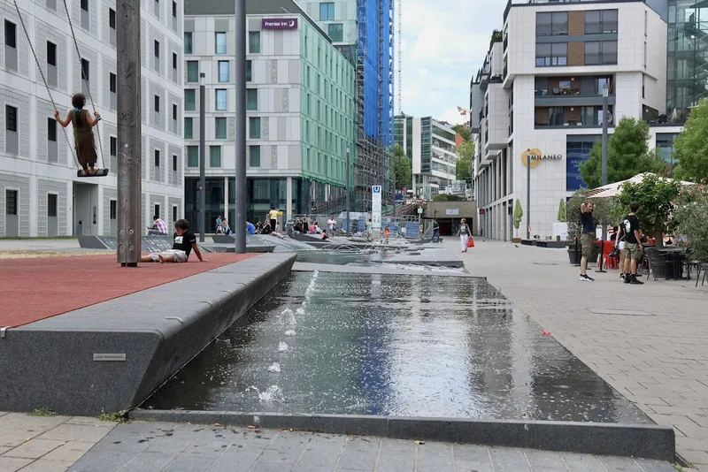 Wasserspielplatz am Mailänder Platz