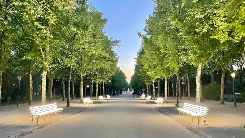 Jägerhofallee & Schützenparade im Hofgarten