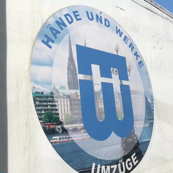 Hände und Werke Umzüge