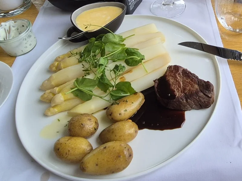 Jagdhaus Schellenberg - Essen