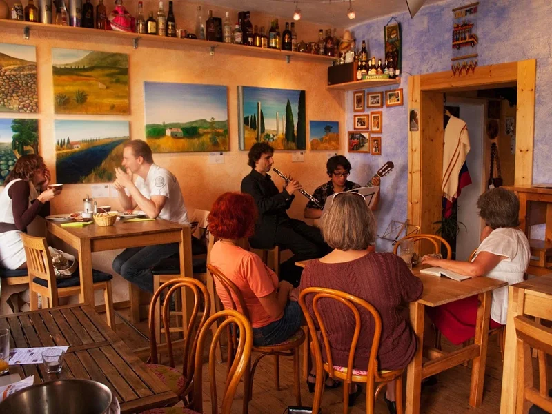 El Tesoro Café Bazar Latino - Musik Kultur Party Service Cafe Handel