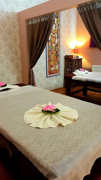 Thai Hatta Massage Traditionelle Thai Massage