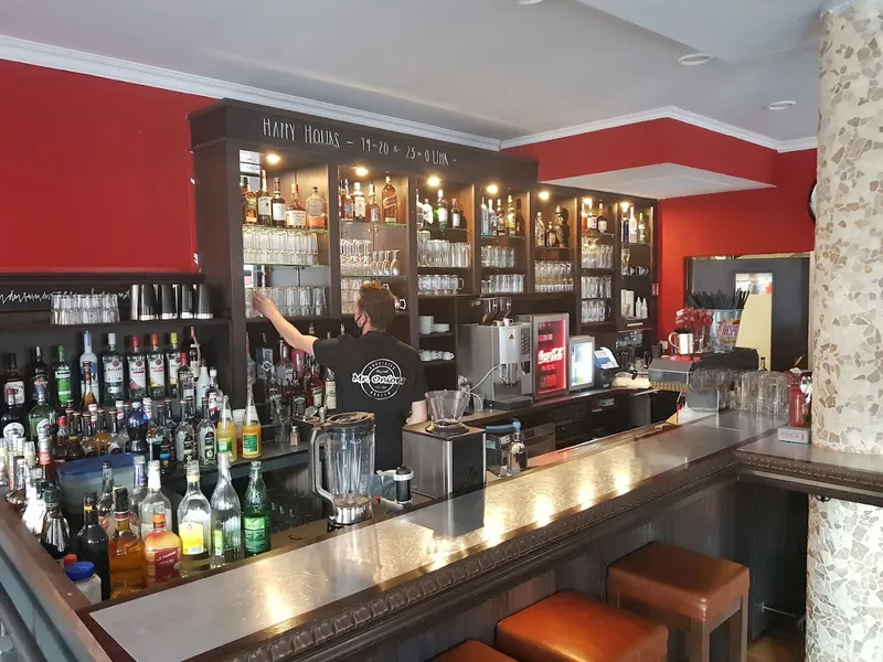 M.O.C. Bar & Restaurant